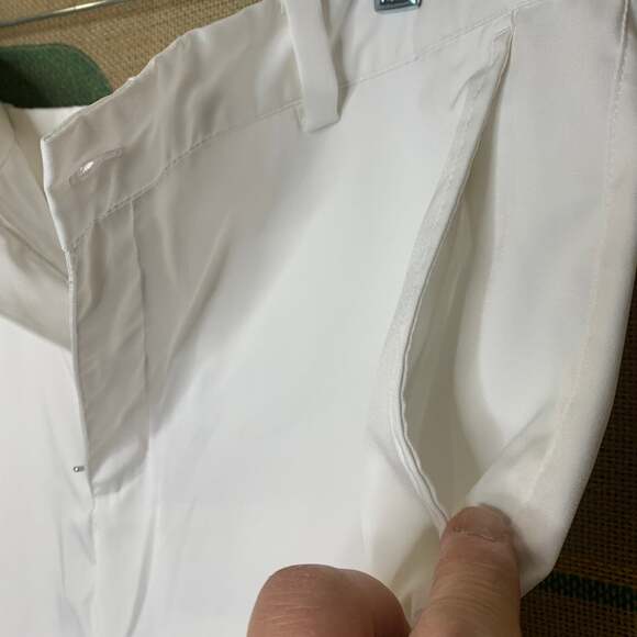 Nike 2023 Dri-FIT Victory 10.5" Golf Shorts White 34 Men's - Picture 2 of 9